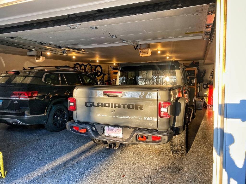 Jeep Gladiator STING GRAY Gladiator JT Club 9F882AA0-A2E0-41AB-9218-F1A4B67969CF_1_105_c