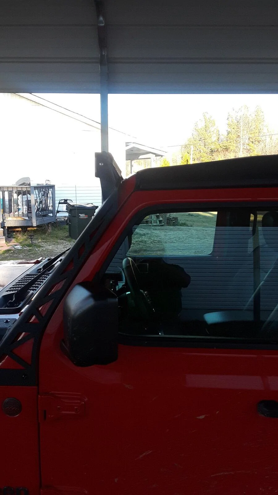 Jeep Gladiator Light Bar makes soft top sound like 'Old Glory' flapping in the wind 20210208_171155