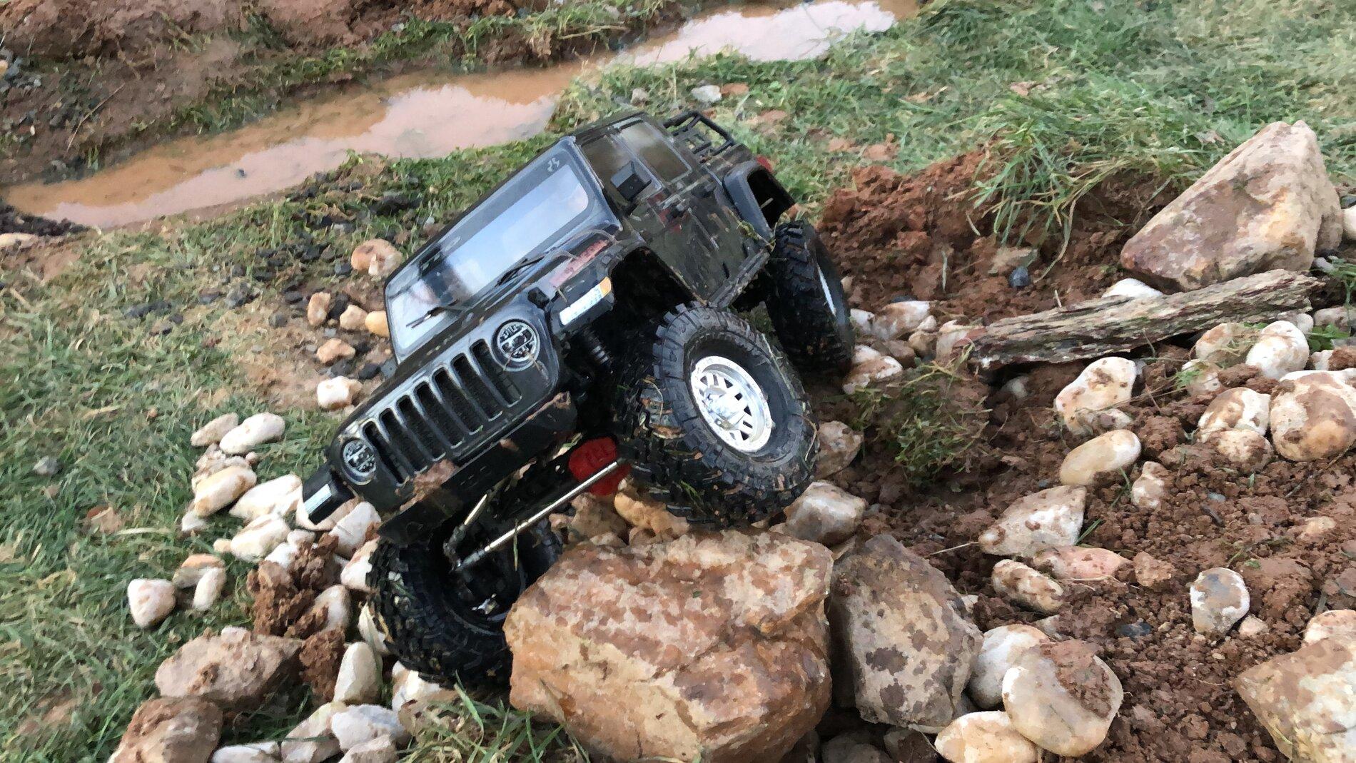 Jeep Gladiator BLACK Gladiator JT Club 2BCFF3ED-ACA0-4FB8-8C0E-C28229269872