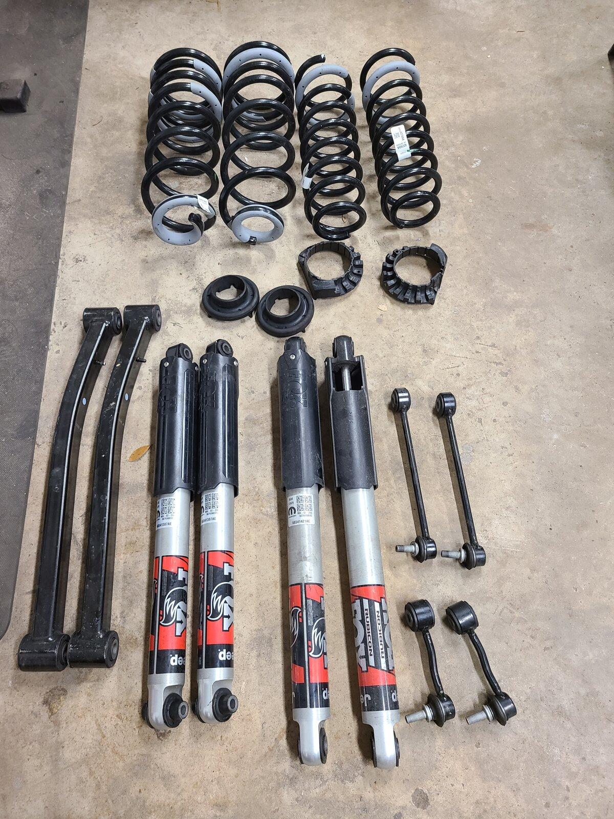 Jeep Gladiator EcoDiesel Rubicon Suspension + Mopar crate 20210209_221058