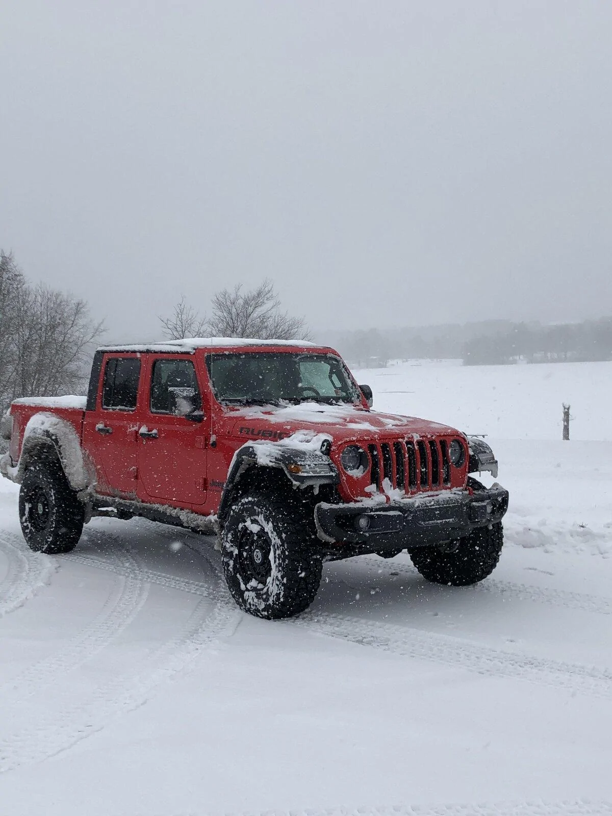 Jeep Gladiator Gladiator Glamour Shots F6249D80-9BFA-498D-8F04-F5C30E67C7D2