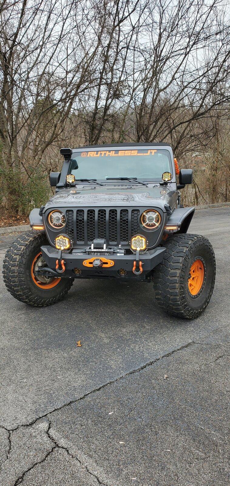 Jeep Gladiator Rugged ridge hd stubby bumper $400 20210204_112731