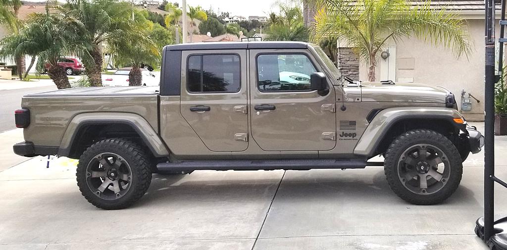 Jeep Gladiator Pictures Wanted - 33’s side_overcast2