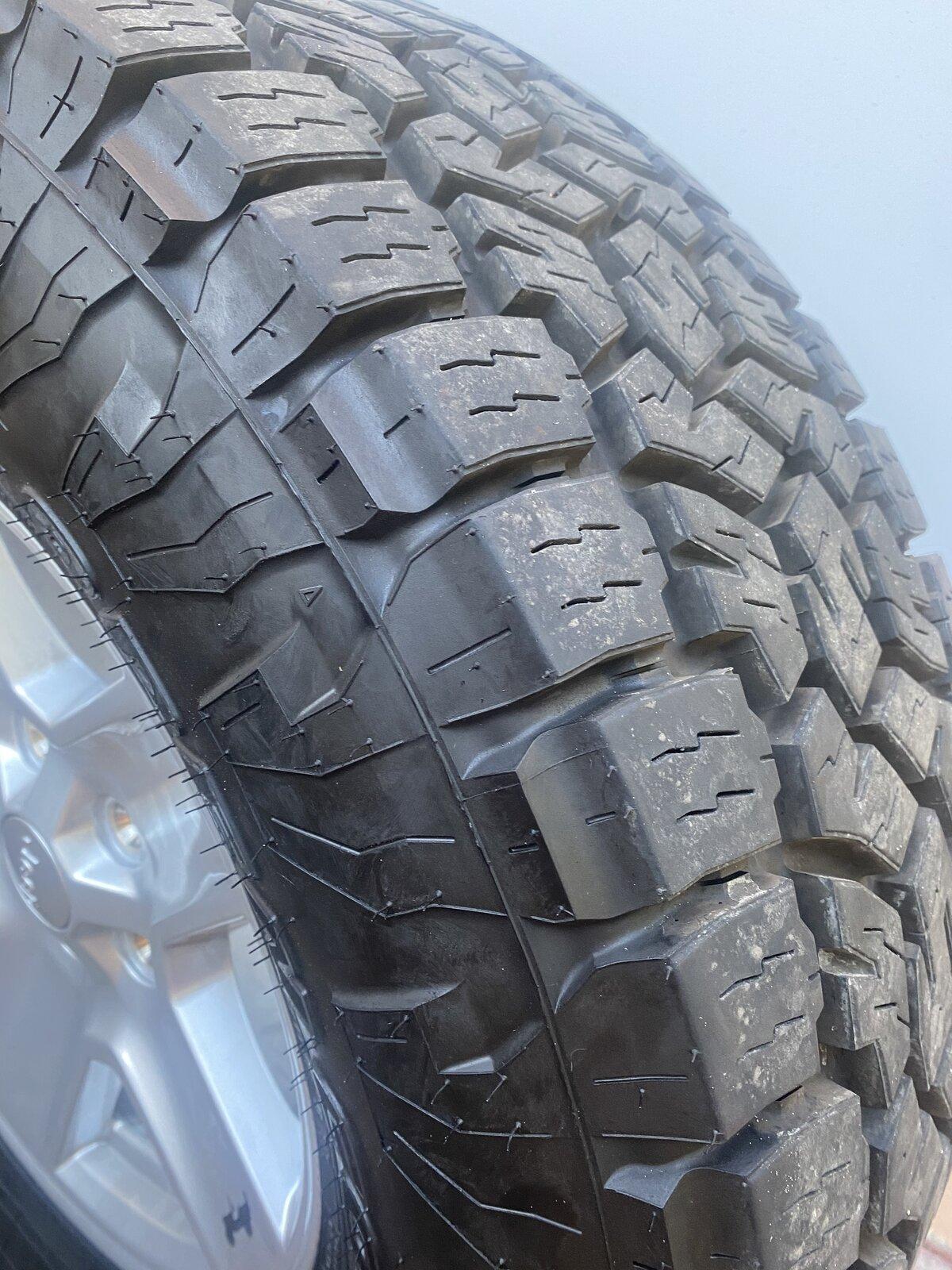 Jeep Gladiator For Sale ( 4 ) Toyo Open Country AT3 285/70/17 (400 miles***)mounted on Sport Rims B478B359-CBC1-443E-A13D-BE8E793E30A6