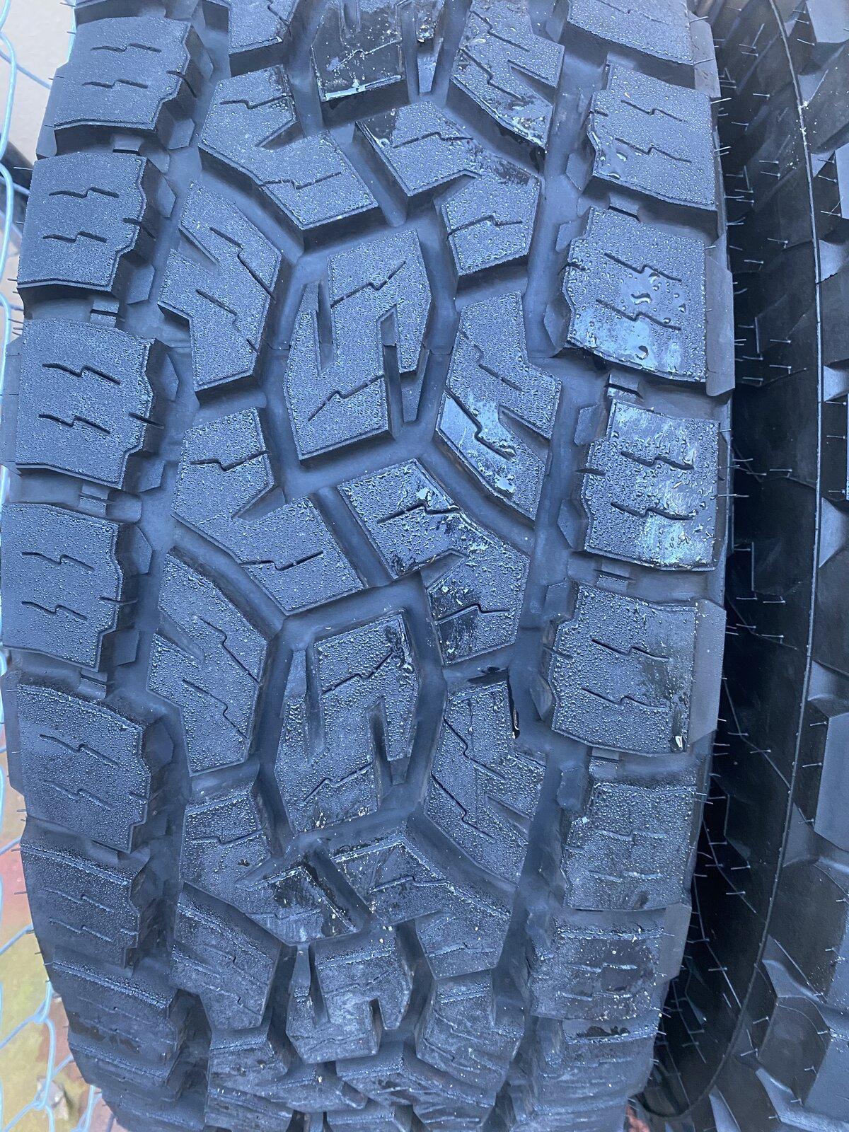 Jeep Gladiator For Sale ( 4 ) Toyo Open Country AT3 285/70/17 (400 miles***)mounted on Sport Rims DDA0DAAC-3439-4942-A5B4-0E8BA80FDA03