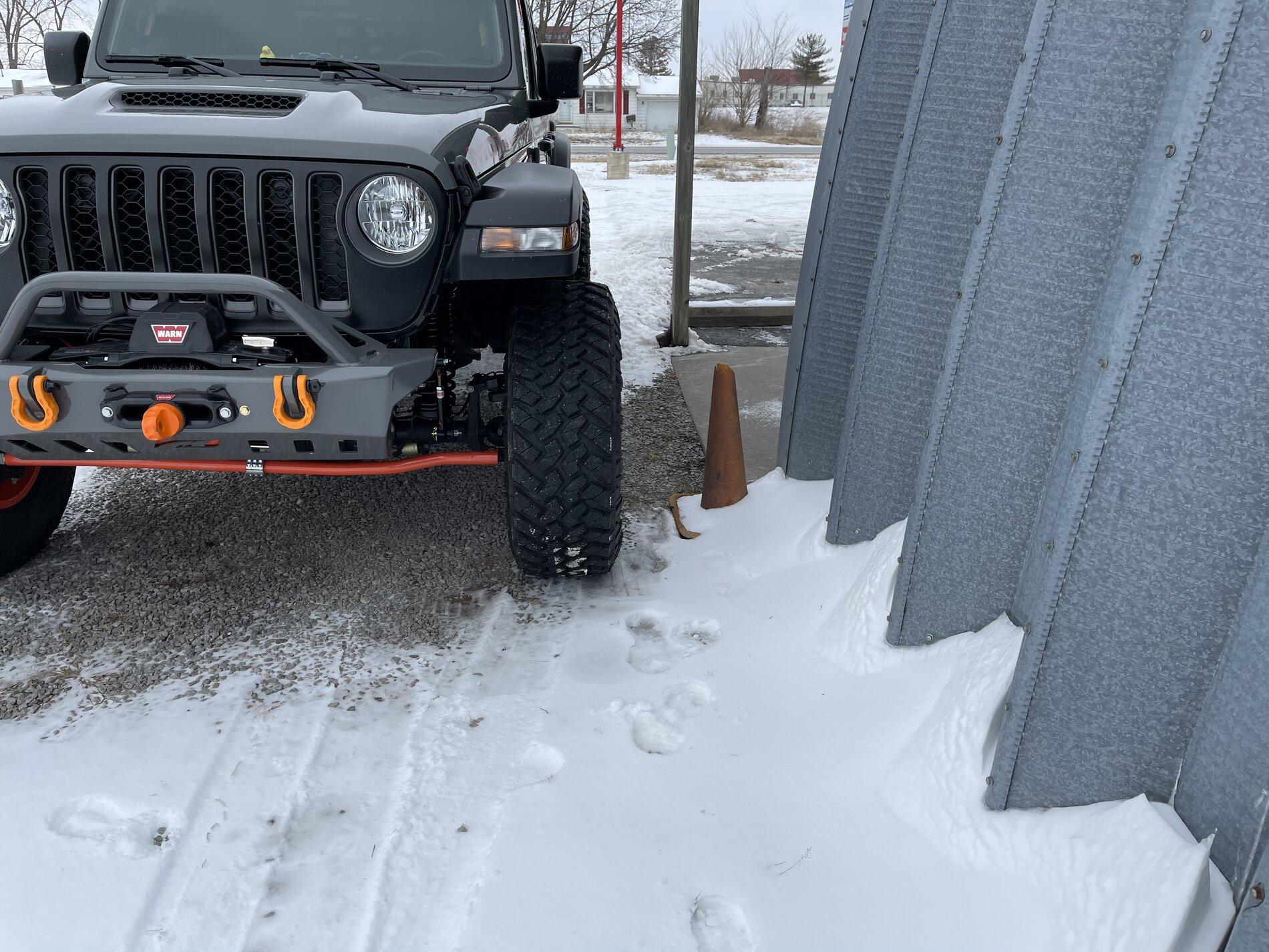 Jeep Gladiator Hypertension Sting Gray Mojave Build EC269612-9BB0-44F2-BB7A-C832C74466DF