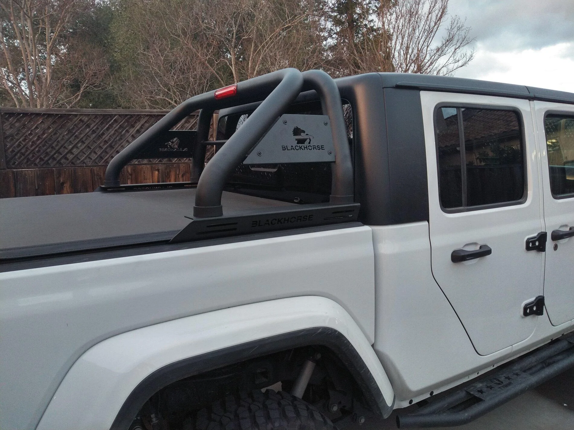 Jeep Gladiator Be Cautious When Purchasing Black Horse Off Road Products KIMG2065