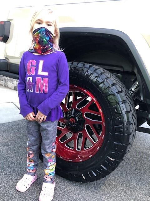 Jeep Gladiator Black is played out, let's see some colored rims Gladiator4