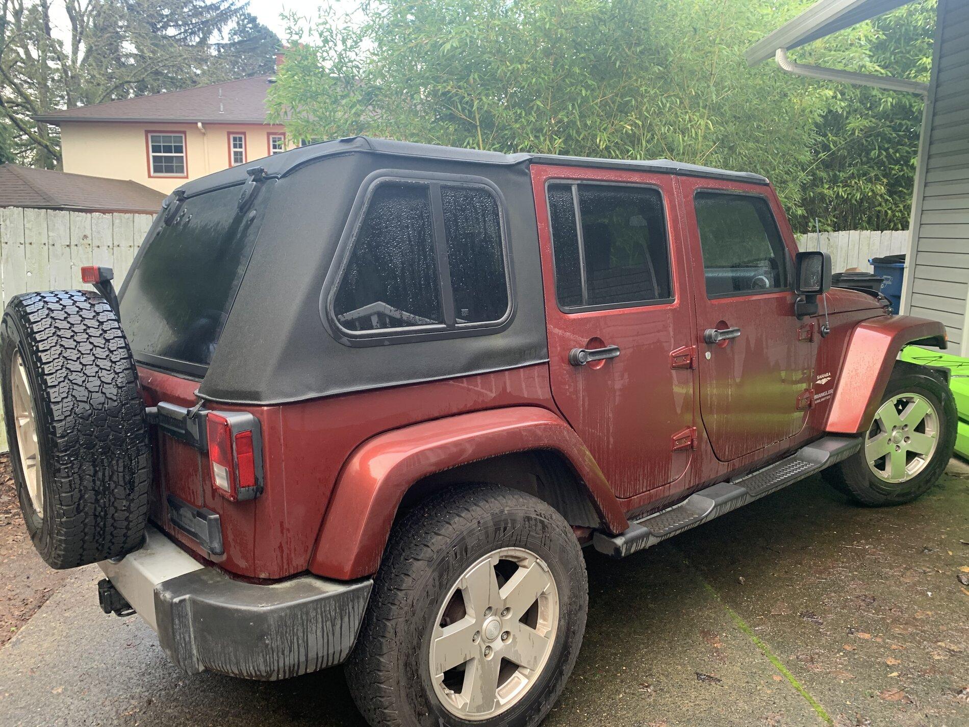 Jeep Gladiator Snazzberry Gladiator JT club B6DAA842-320B-4A61-9953-57AE8BD23F6F
