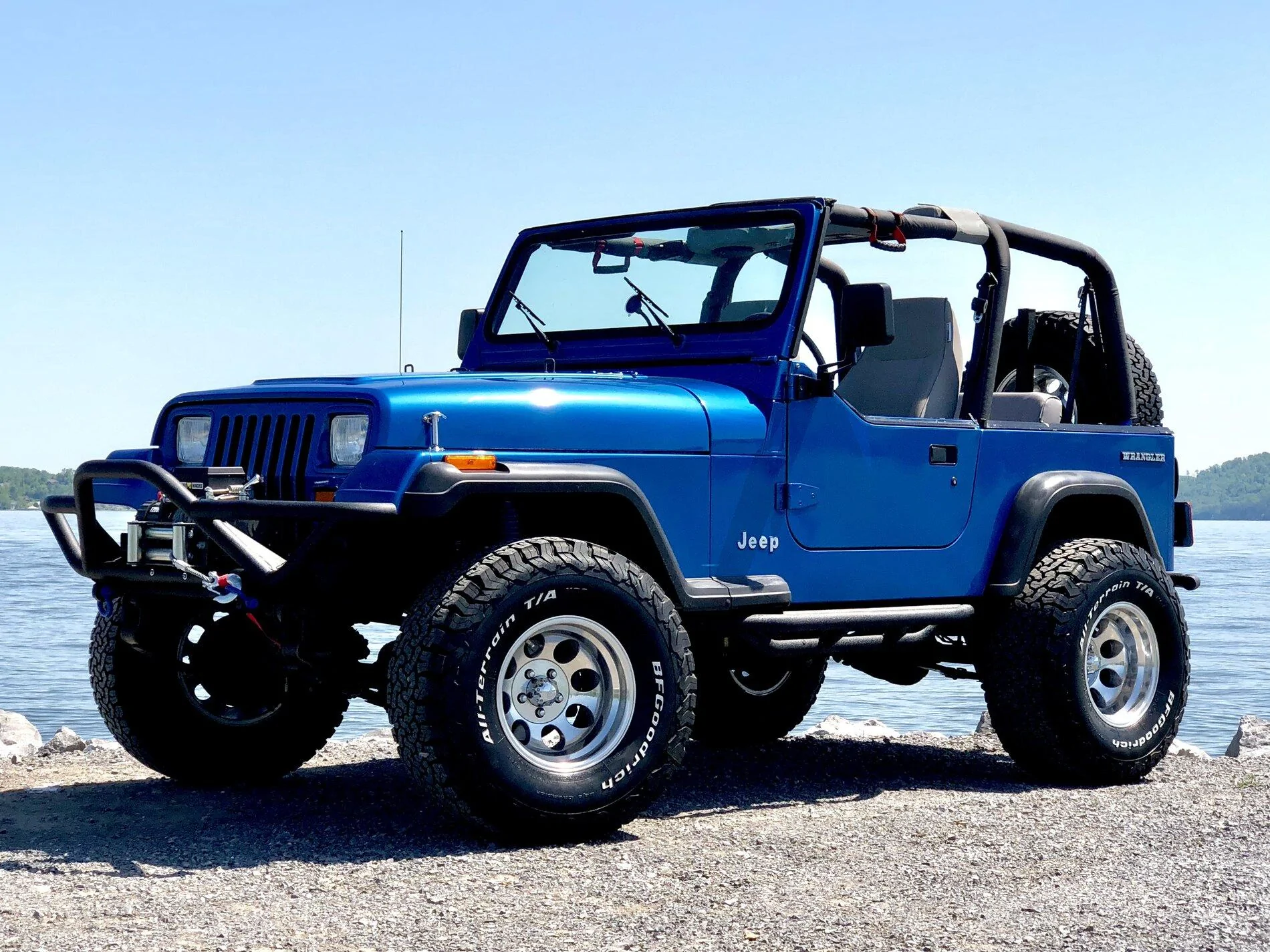 Jeep Gladiator I have no idea why I'm compelled to consider this... but I am! 2D6646A0-899C-44CD-942F-9ECB255E05C8