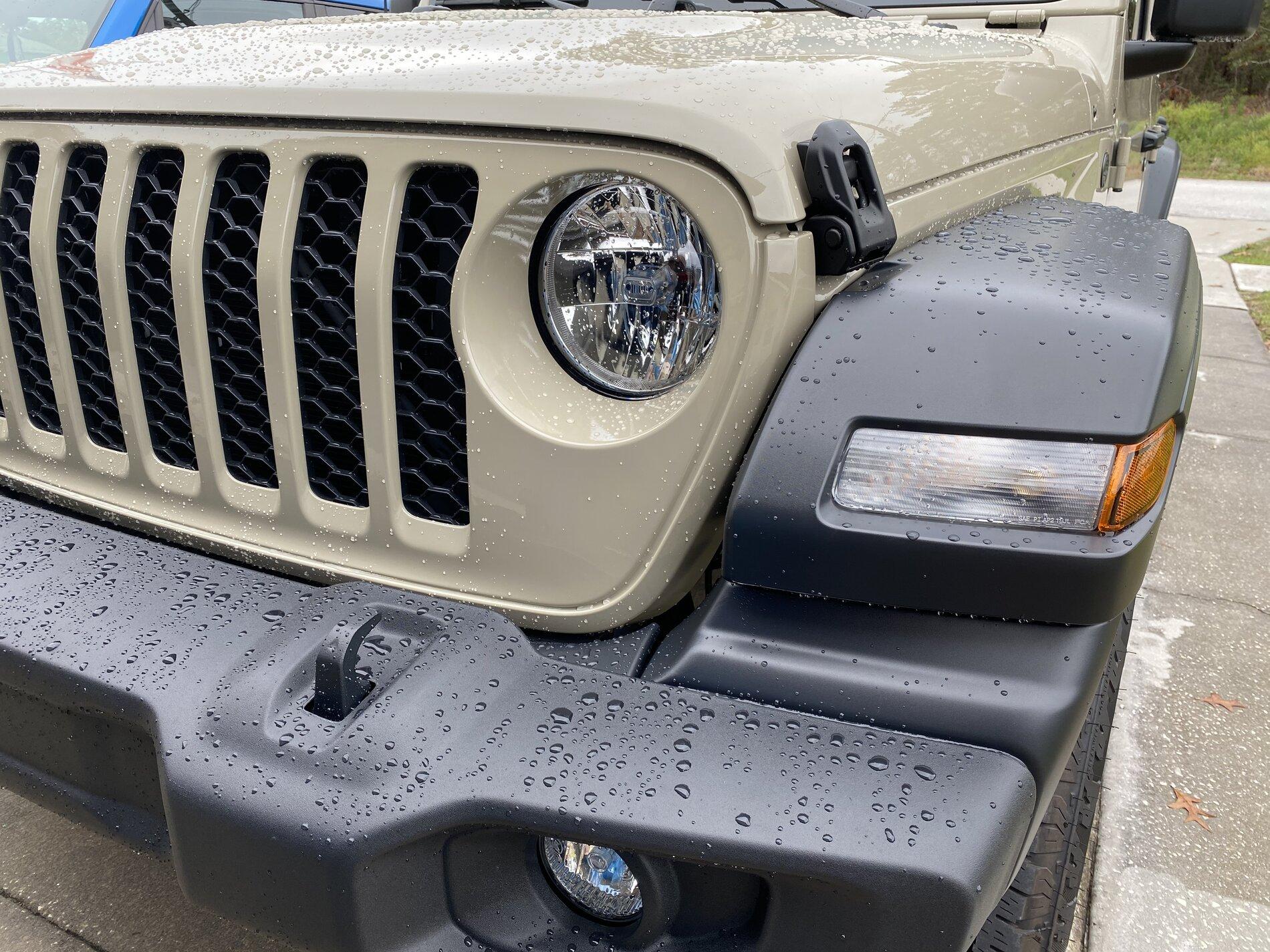 Jeep Gladiator Meguiar’s Hybrid Ceramic Wax C11208E0-B17C-42C0-98CA-2836A601C8E5