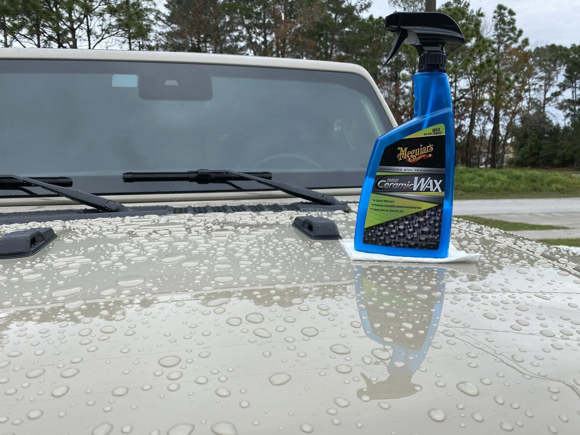 Jeep Gladiator Meguiar’s Hybrid Ceramic Wax 1354E020-1C43-443F-A331-85ED3DC69D24