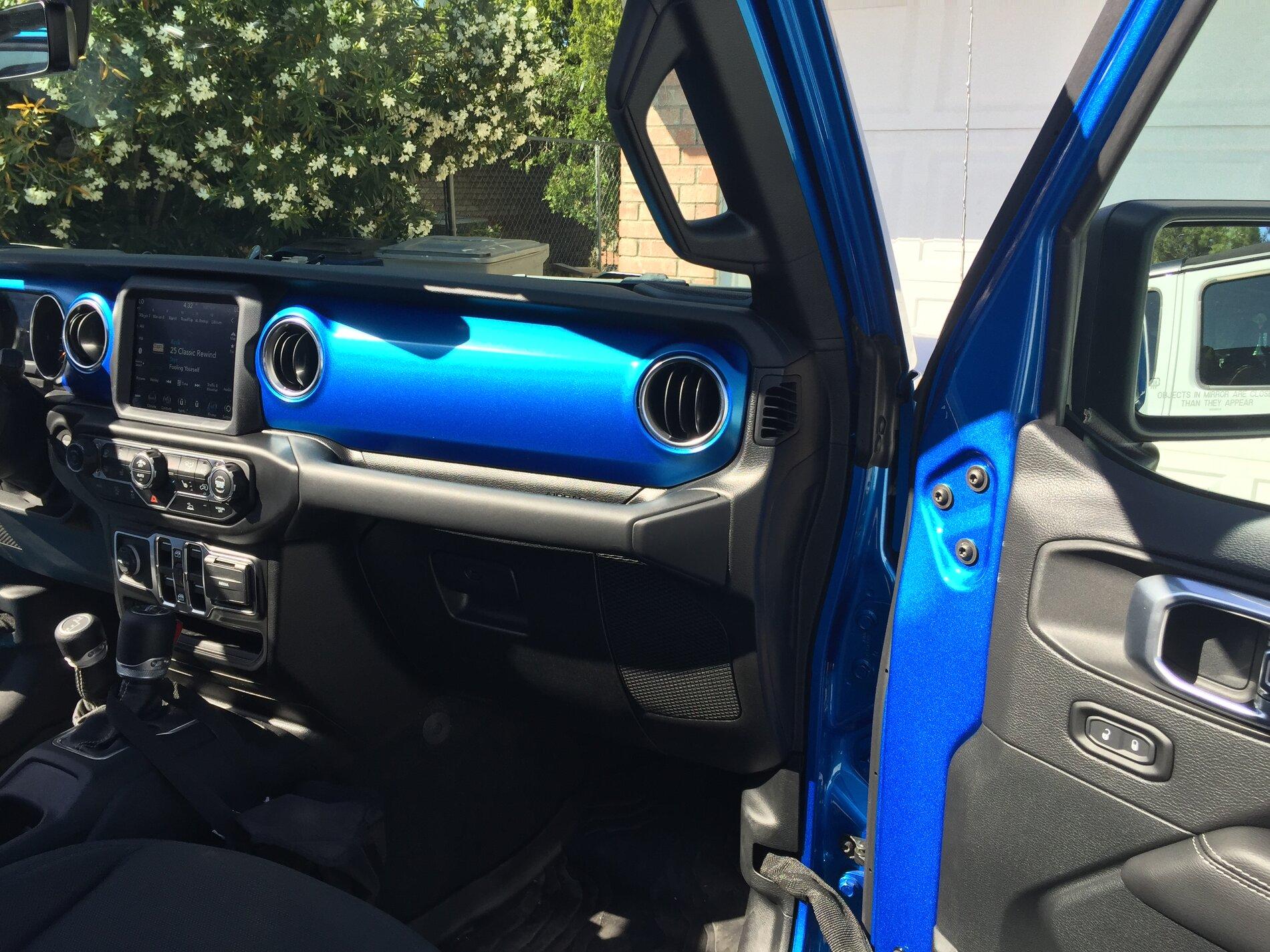 Jeep Gladiator Removal and Repaint Factory Body Color JL/JT On Dash Panels 4B2B755D-D30E-4637-B907-B82597C376C9