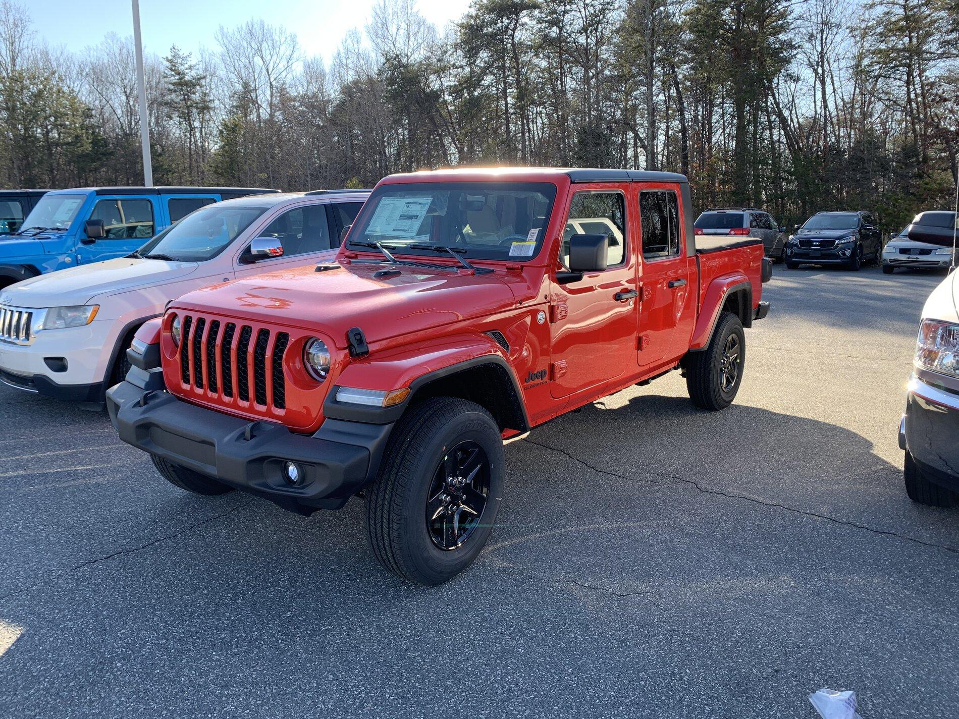 Jeep Gladiator STOP Sale on all Manual Jeeps [Update: software flash fix arrives in March] B0B75A22-8C47-41D0-90AD-E7A1C8E40623