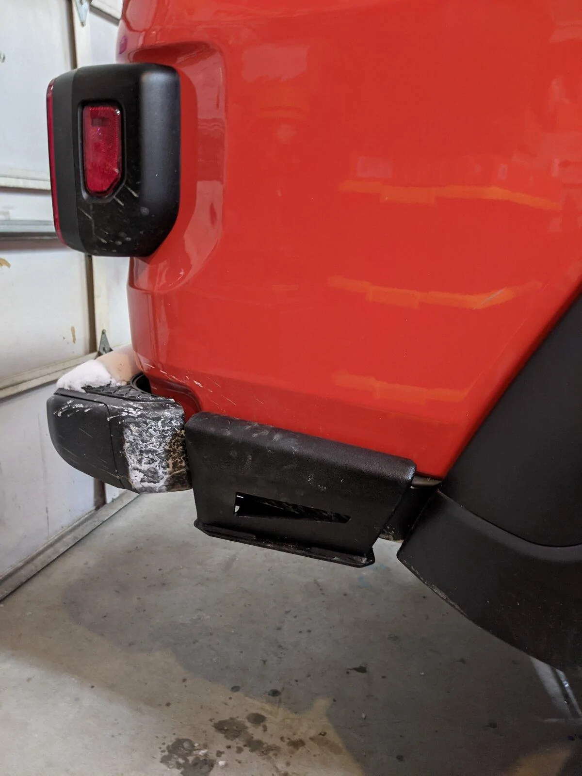Jeep Gladiator Rugged Ridge HD Rear Bumper - Sliders Don't Fit PXL_20210214_003240567