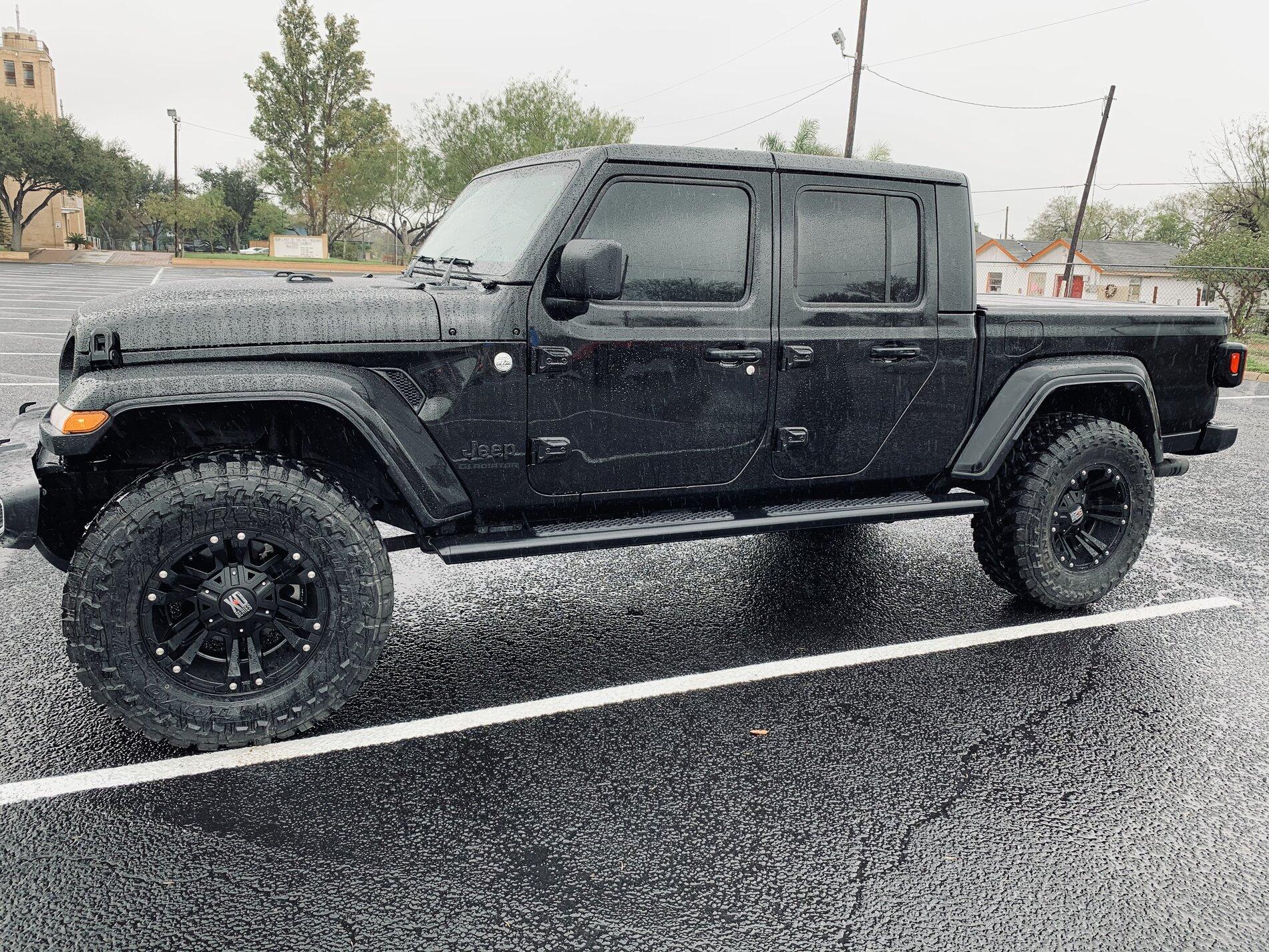Jeep Gladiator Pictures Wanted - 35’s on 2” lift A98B1488-D6A1-4350-B5D2-21D1A9961EDA