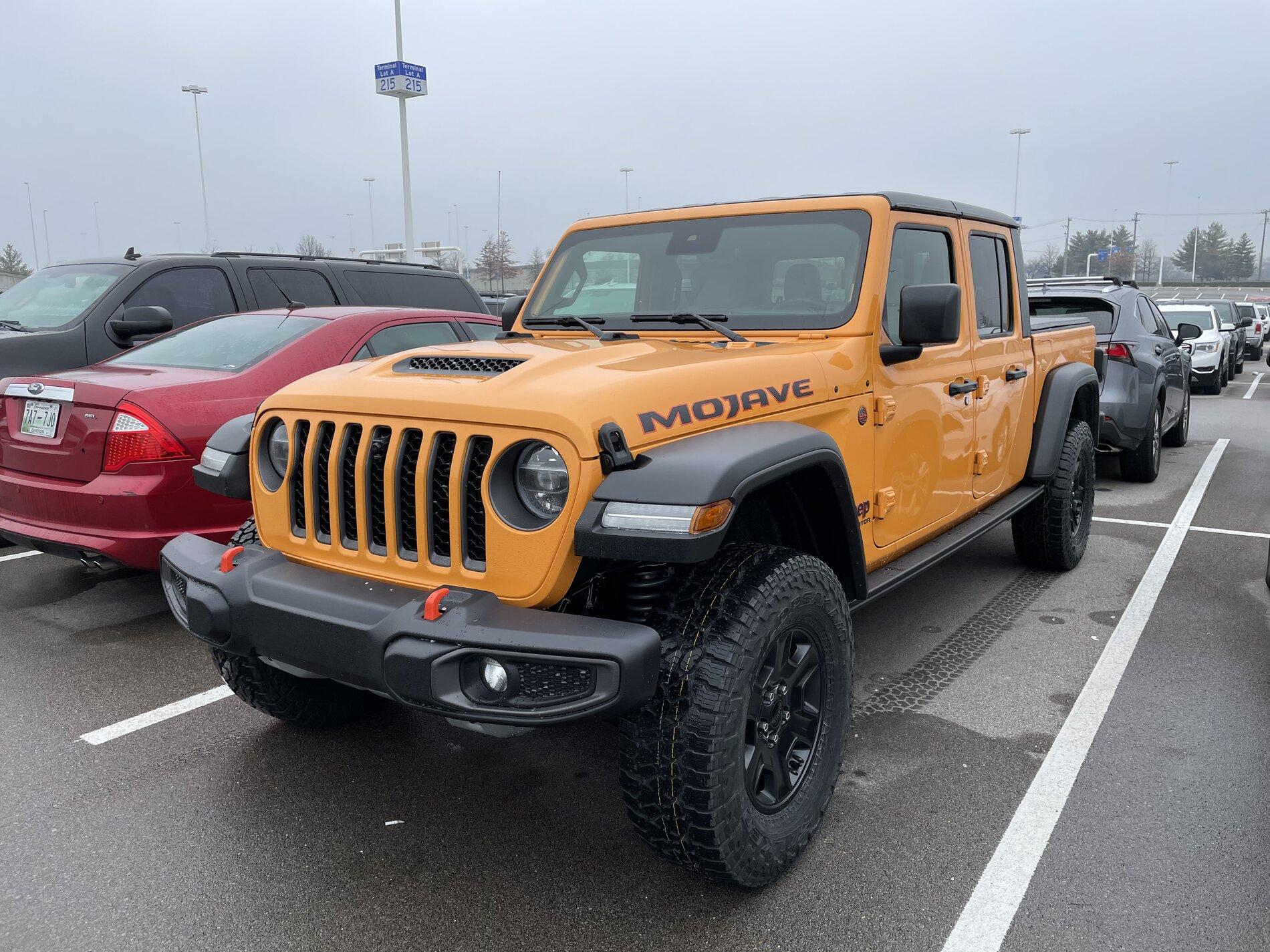 Jeep Gladiator NACHO Gladiator club 4370B6CF-F2D9-452C-8859-40FB28944054