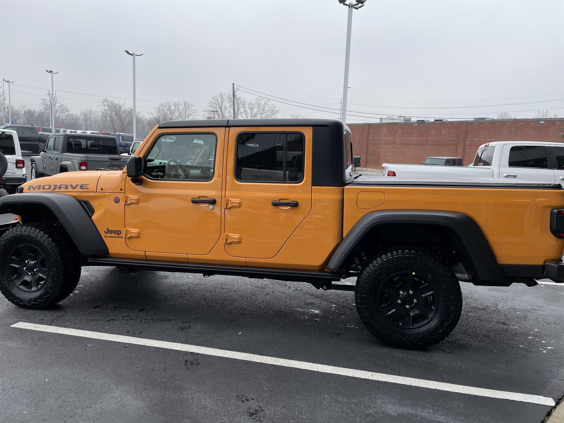 Jeep Gladiator NACHO Gladiator club 8060E5D1-3463-4E05-AD88-C3CAB8A15064