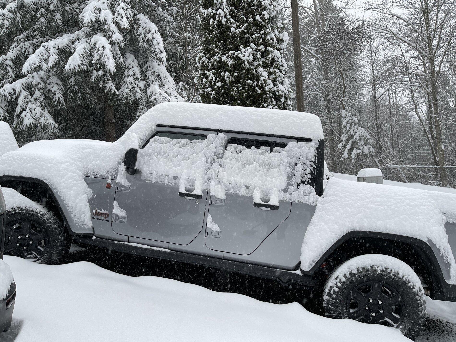 Jeep Gladiator Frozen Gladiator 48FF2DF0-2C80-4EA7-8412-85C33298DCDA
