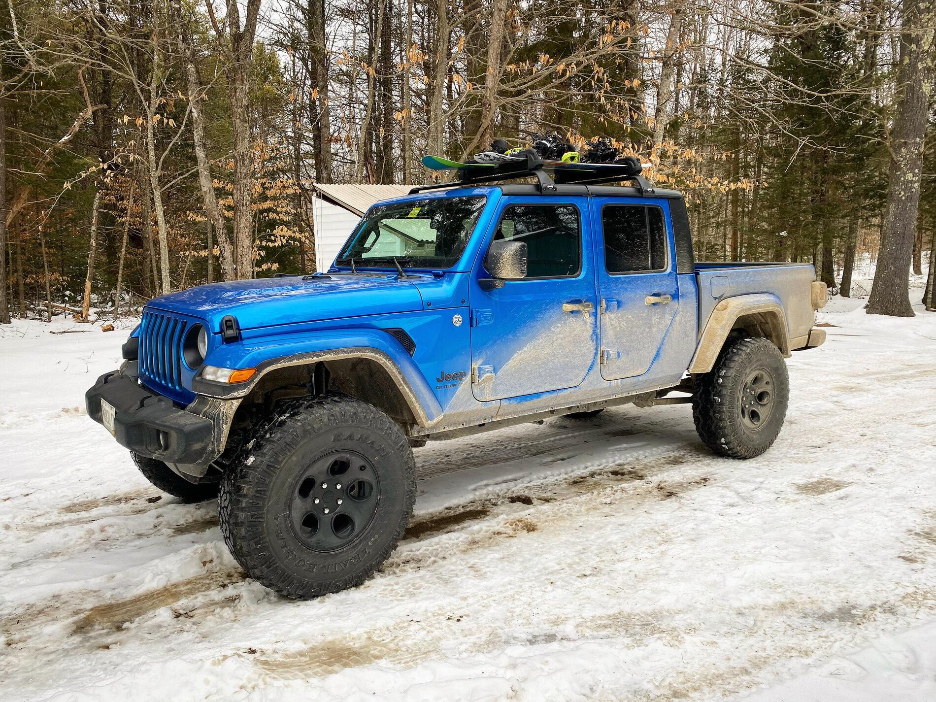 Jeep Gladiator Nobody waves anymore. 70006D89-0C2C-48E5-8CE1-08E5C423B4FB