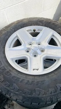 Jeep Gladiator 2020 Gladiator Rims and Tires - Free 134487-02174626f2d9b0c2043a0b979134142a