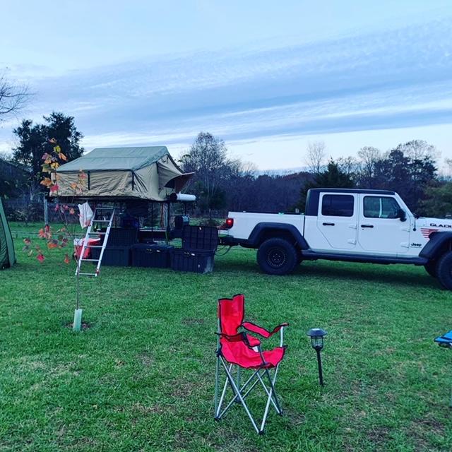 Jeep Gladiator 2020 Sport Build... AC002380-204E-4940-82AD-B093F4304E0A.JPG