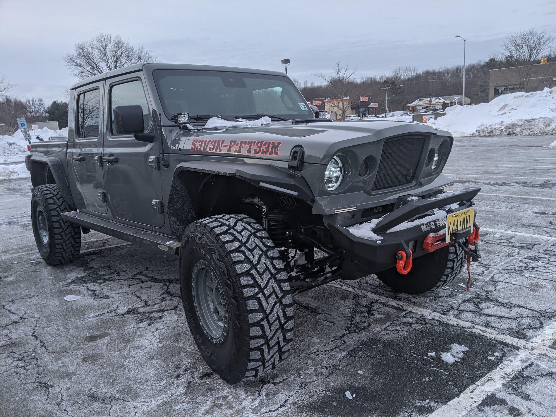 Jeep Gladiator Crew Chief 715 Concept Mods PXL_20210213_132726162.NIGHT
