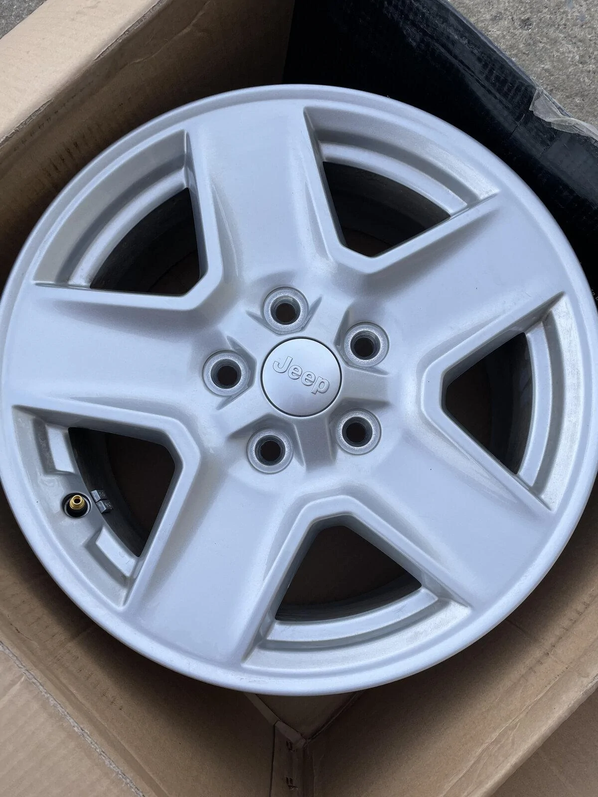 Jeep Gladiator For Sale:  2021 Gladiator Sport S Stock Tires IMG_2356