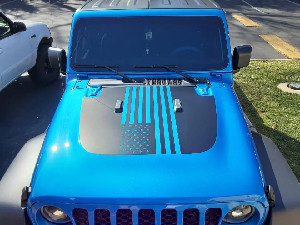 Jeep Gladiator HYDRO BLUE PEARL Gladiator JT Club 9156204C-B9FE-40EE-9CE3-F7397A1D5A24
