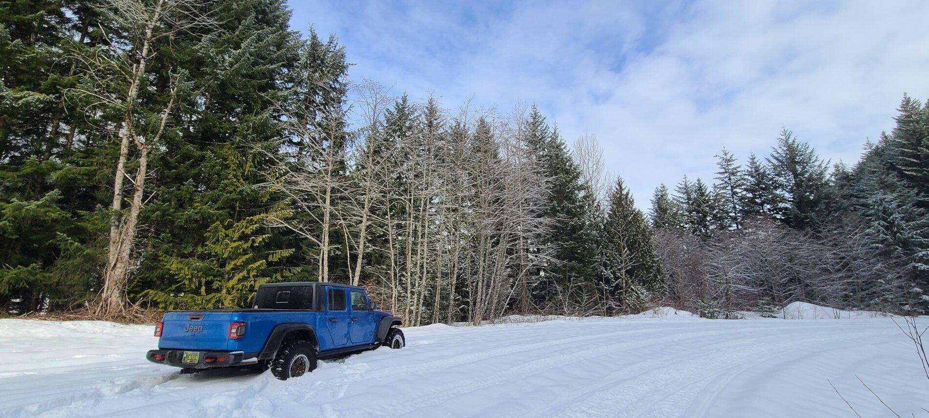 Jeep Gladiator HYDRO BLUE PEARL Gladiator JT Club 20210214_105747