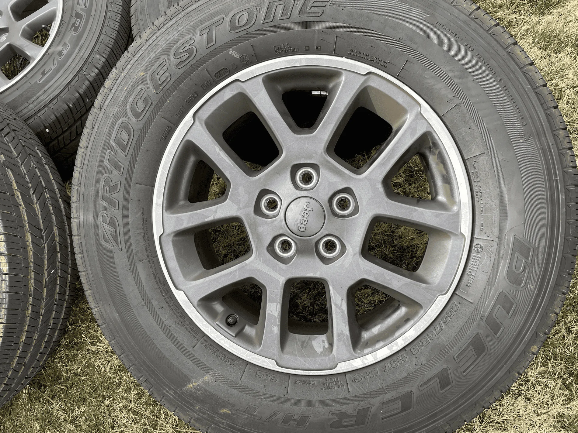 Jeep Gladiator 4 Overland wheels/tires + spare tempImage9si0zC