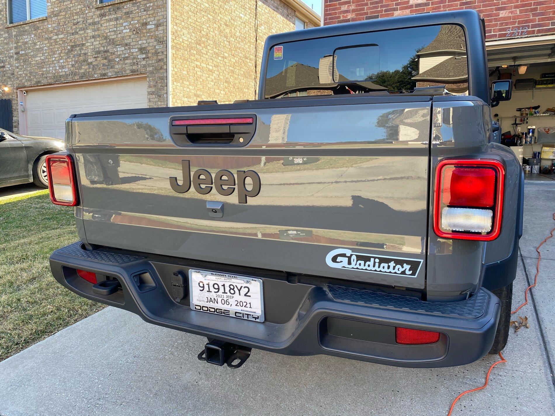 Jeep Gladiator 'Retro' Graphics Option? Gladiator