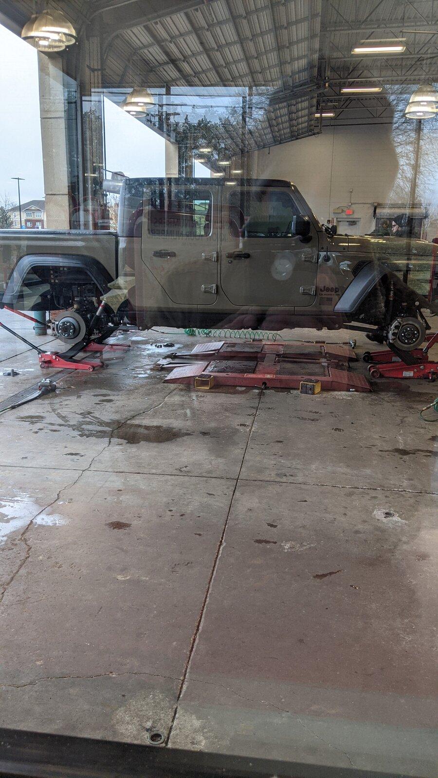 Jeep Gladiator Need some Tire Advice PXL_20210218_214930035