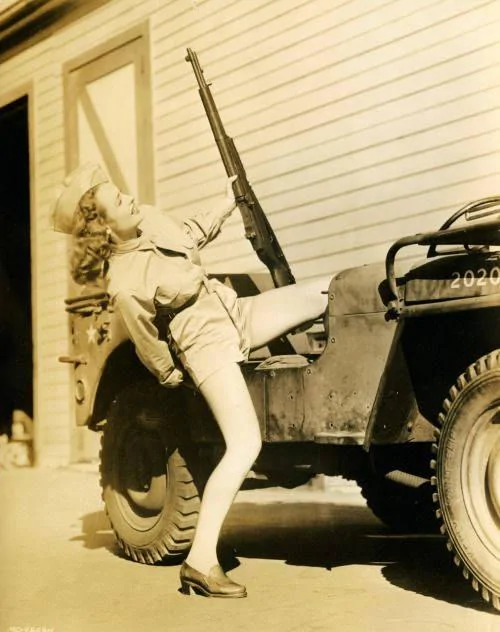Jeep Gladiator Would love to see Jeeps that are owned by women! uRFy2RI (1)