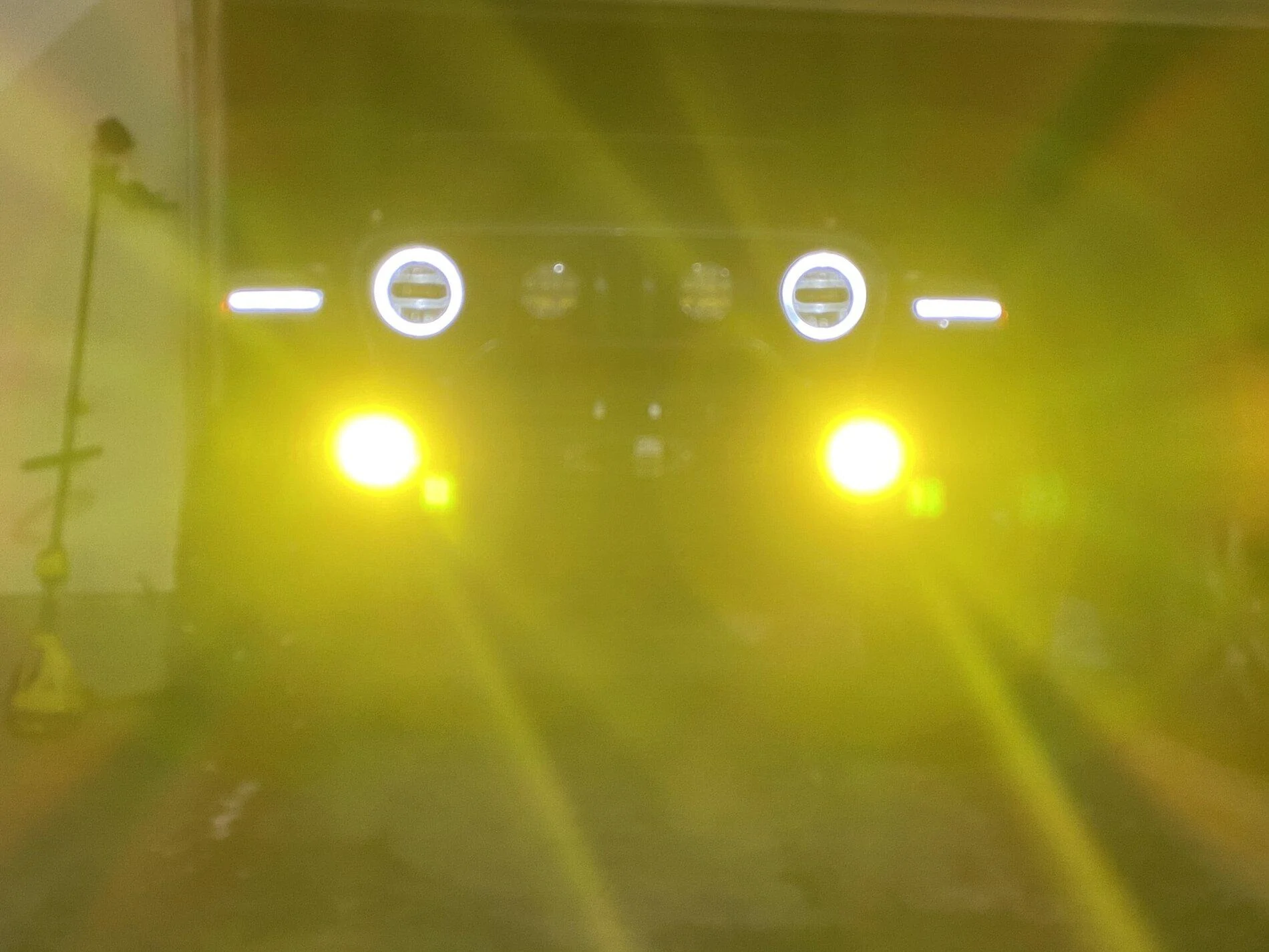 Jeep Gladiator Amber Driving lights! Yes Please! 219DC99F-EAB6-4EA0-BE48-7D8C2AF940E3