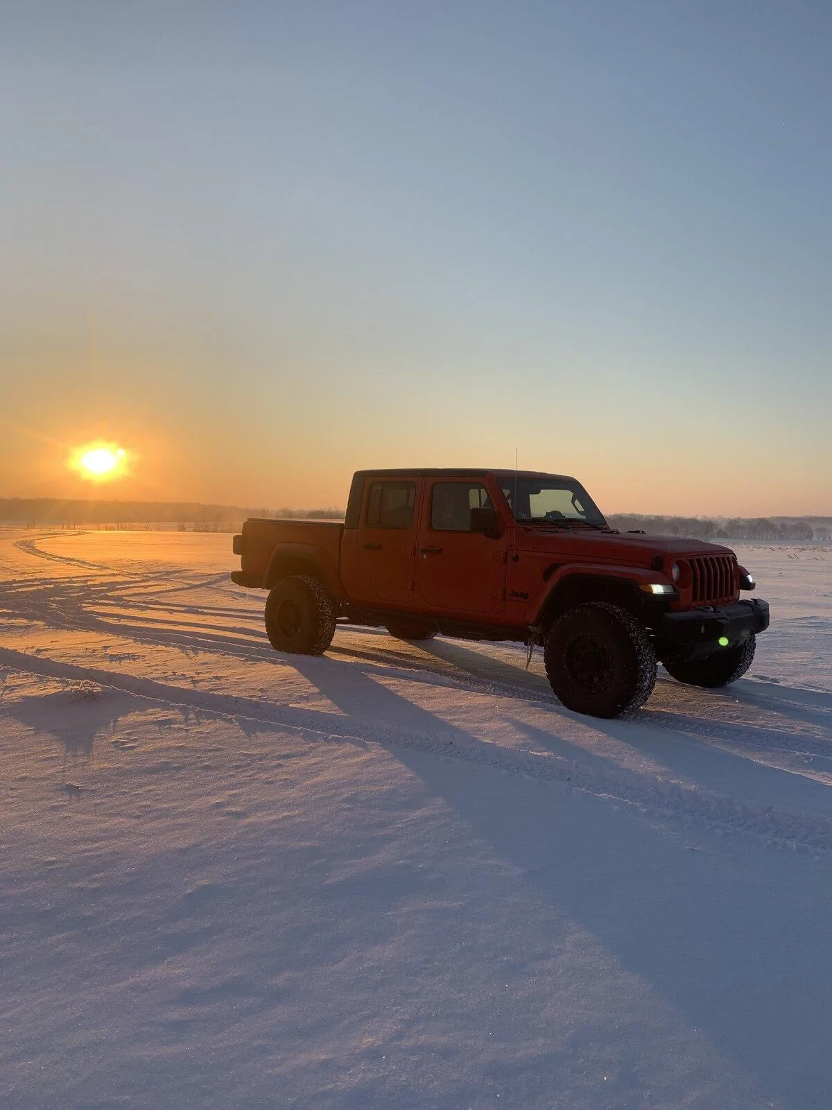 Jeep Gladiator FIRECRACKER RED Gladiator JT Club D60B61AF-A9FB-4252-B2E9-43C76A4BB103