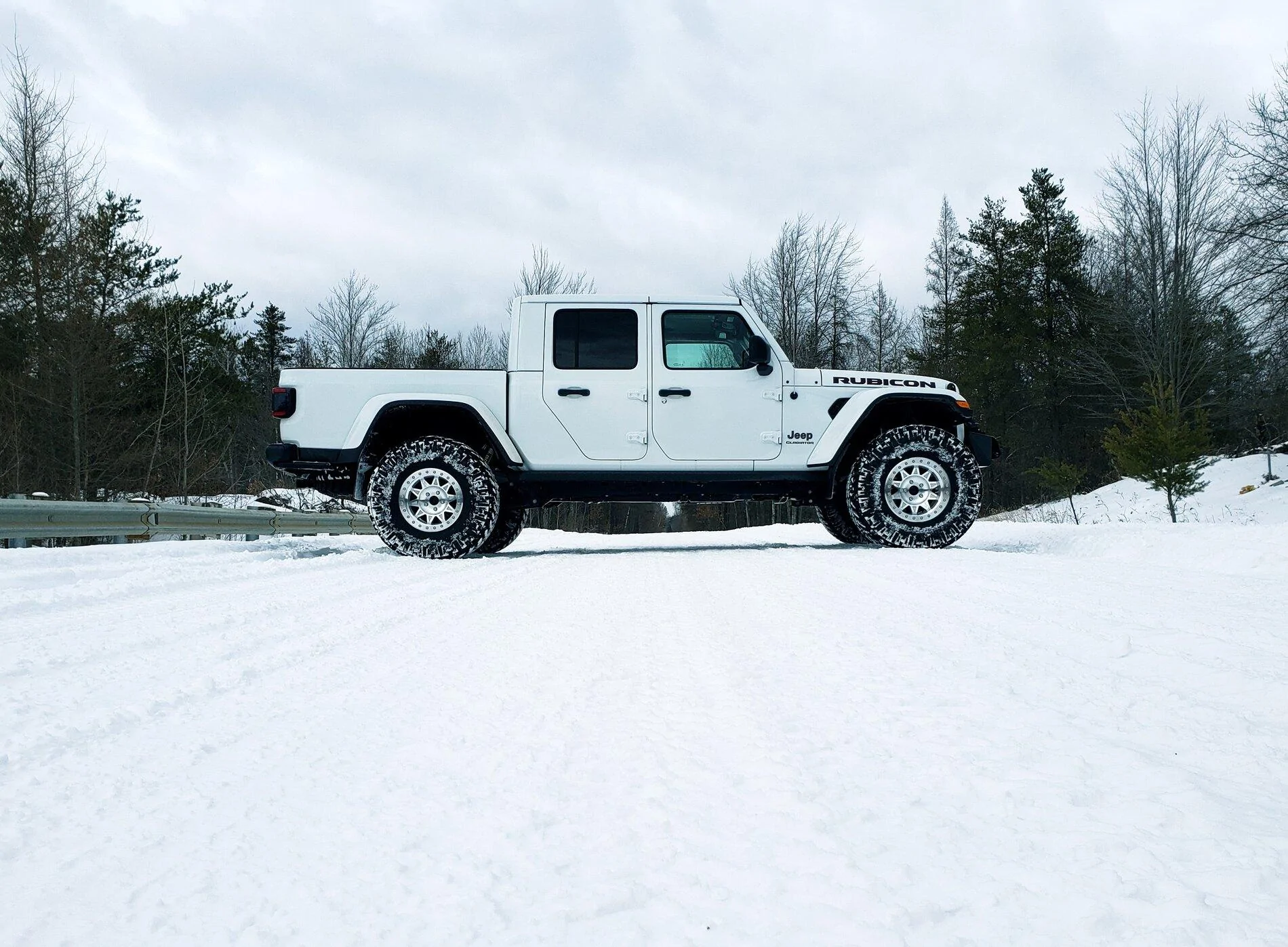 Jeep Gladiator Lets see all those Gladiators with lifts and bigger tires! 20210218_153428