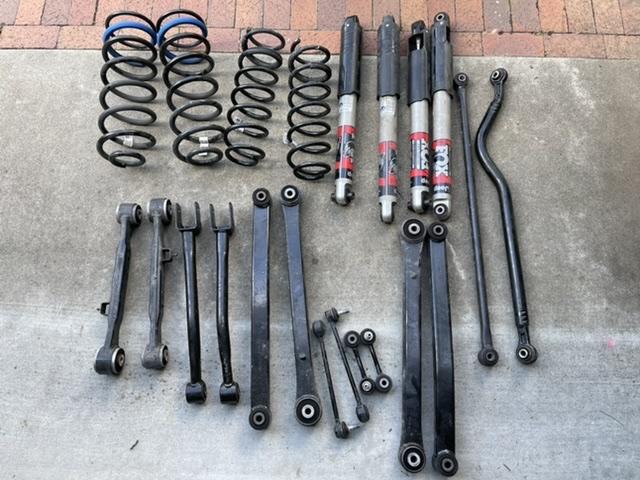 Jeep Gladiator SOLD rubicon stock take off suspension 7259F4AD-DD96-43AE-B560-CD0589F52CD4