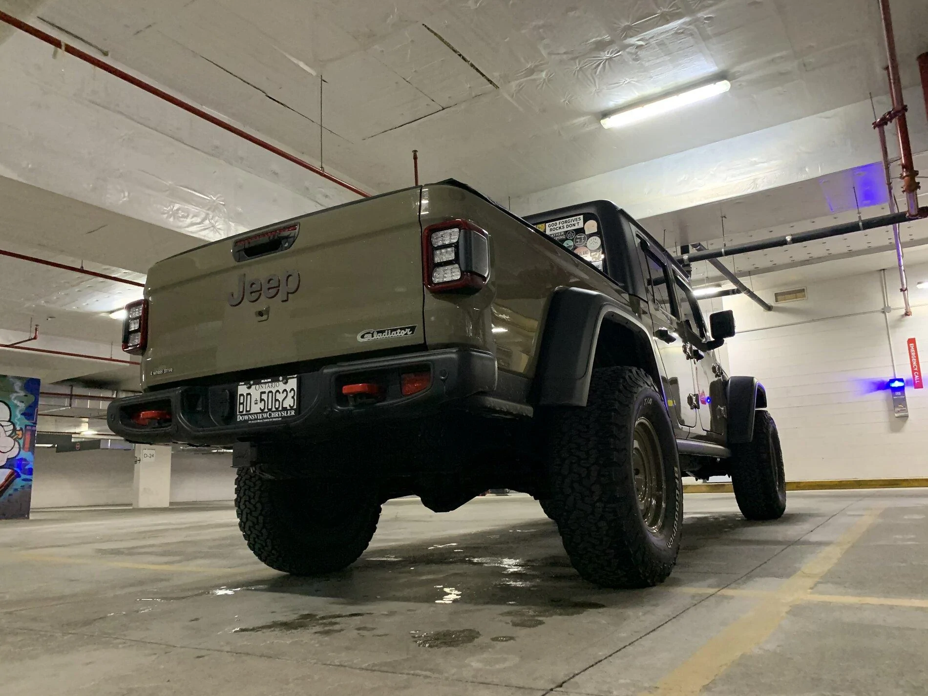 Jeep Gladiator Export Tail lights on NA Spec Gladiator 4A1CD55F-D972-4EFF-B693-63650AFDE7D7
