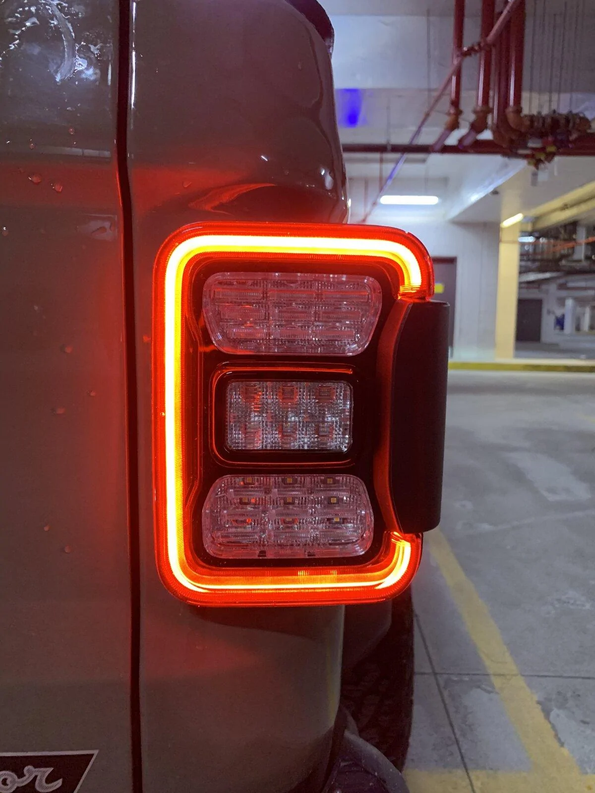 Jeep Gladiator Export Tail lights on NA Spec Gladiator F97FAE40-2045-4114-9051-FDD321D43BA3