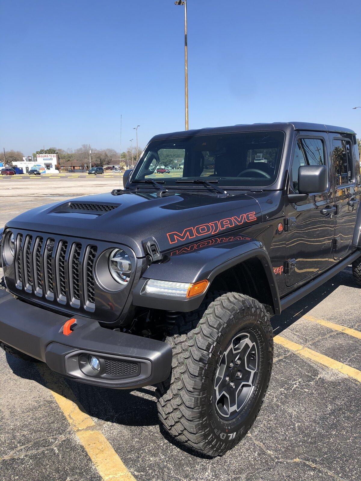 Jeep Gladiator MOJAVE Edition Gladiator JT Club 6ED0A70E-4B71-4419-AC9A-F518AB7DF71D