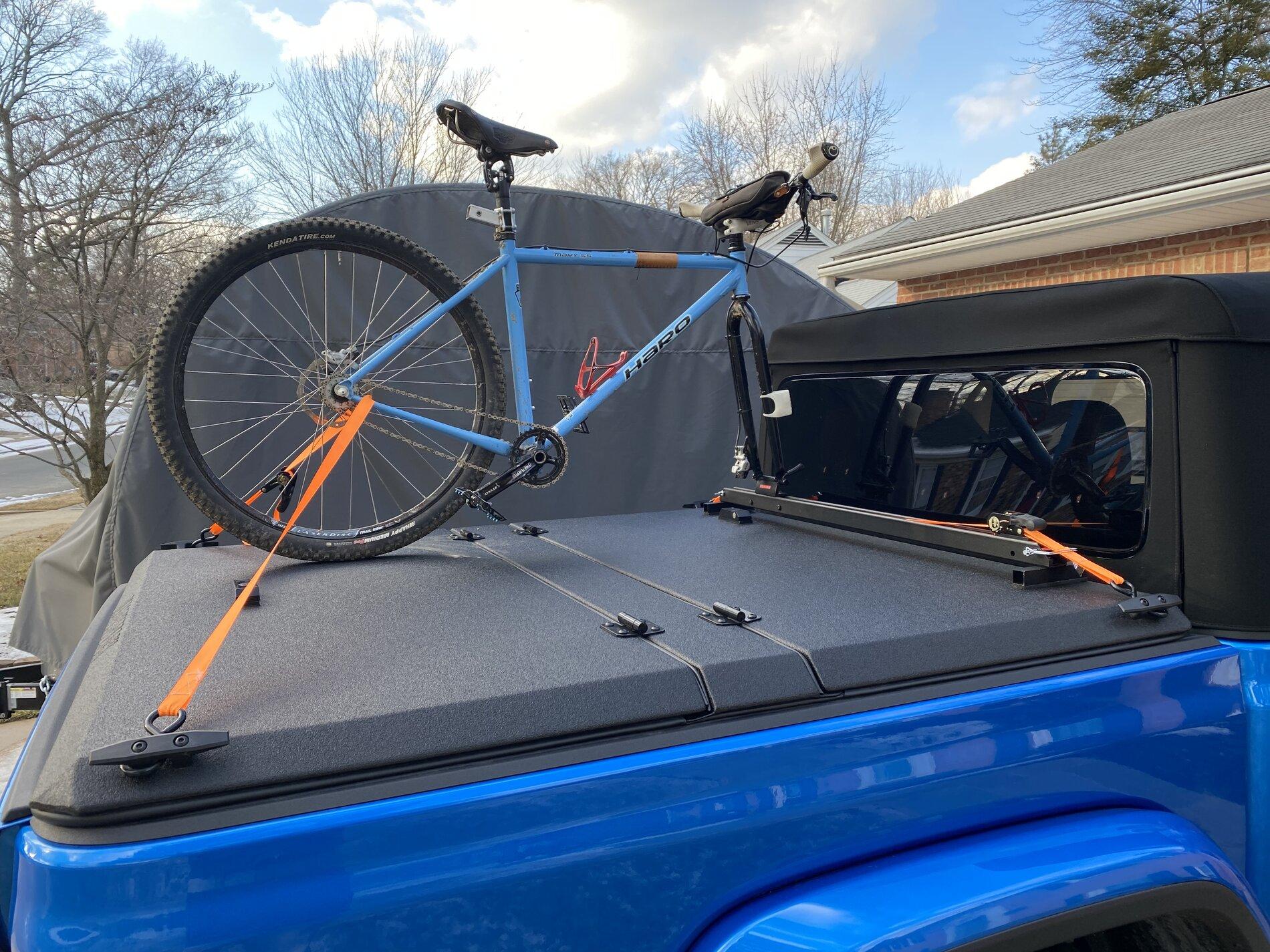 Jeep Gladiator My diamondback no drill bike carrier 899071E9-FD19-4B1B-9F6B-935E83FCC1B4