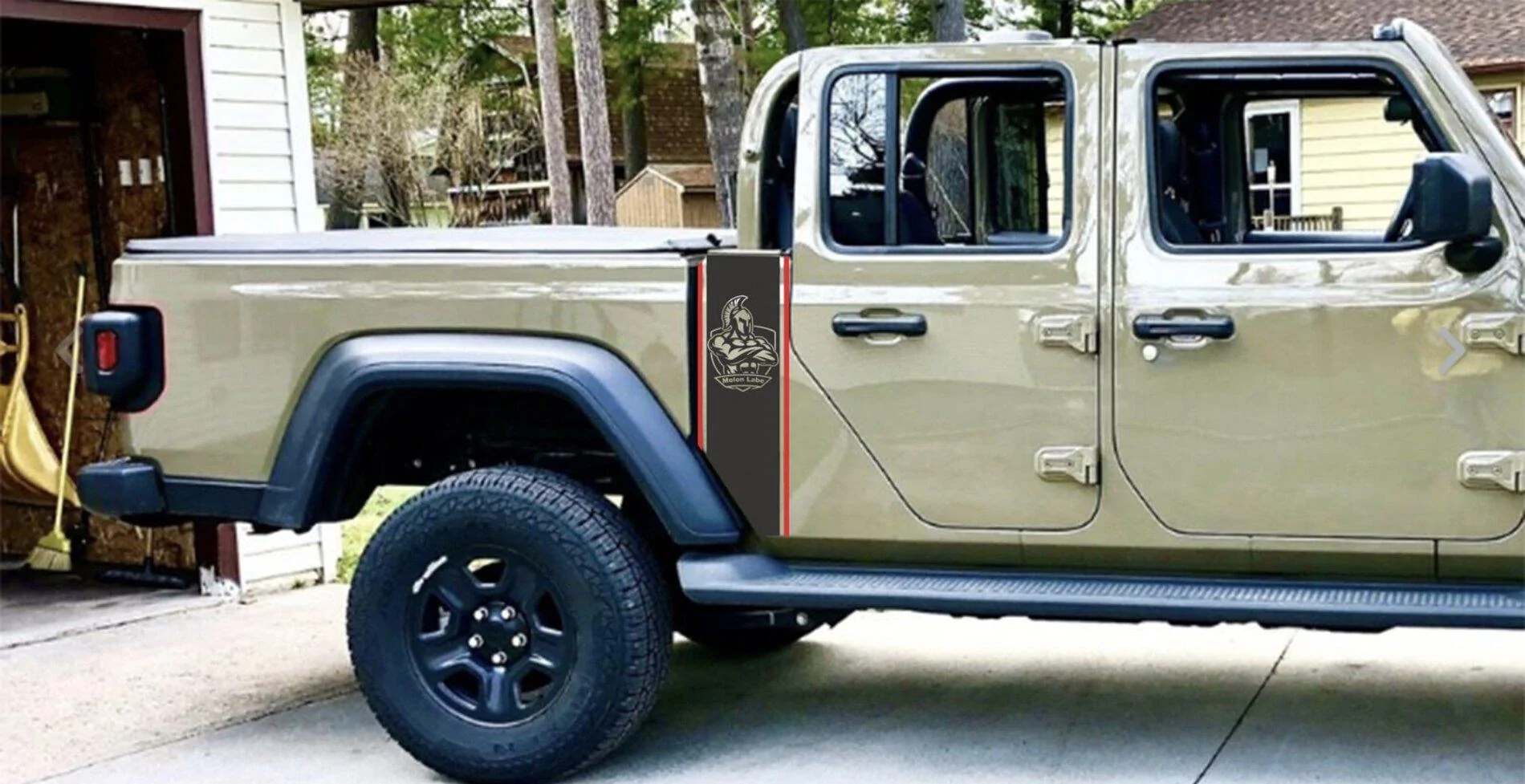 Jeep Gladiator Stickers and decal pics! EE375A90-76AC-4ED7-AC85-91652882F4B1
