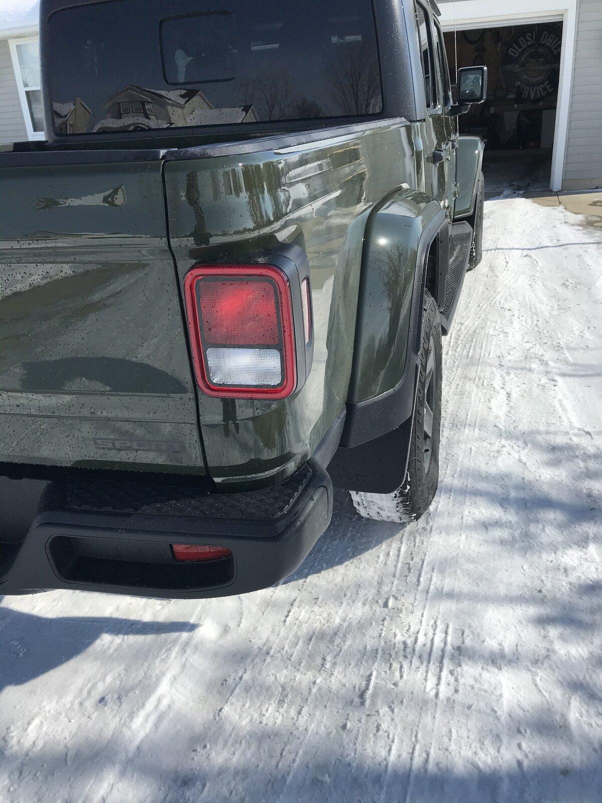 Jeep Gladiator SARGE GREEN Gladiator club 6A3ADFE0-64C5-4DAF-BEFD-36955A4F4F05