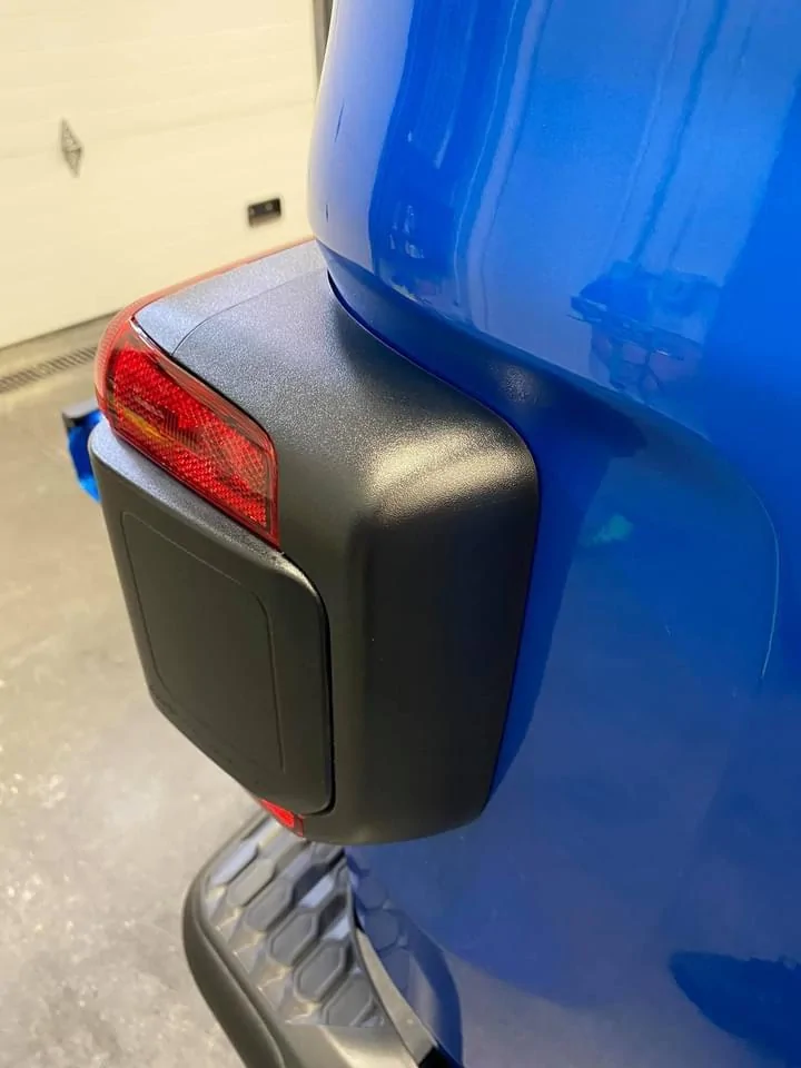 Jeep Gladiator Iowa Hydro-Blue Rubicon B634EDE6-B1A2-4F4C-BC12-325318FBE0EC