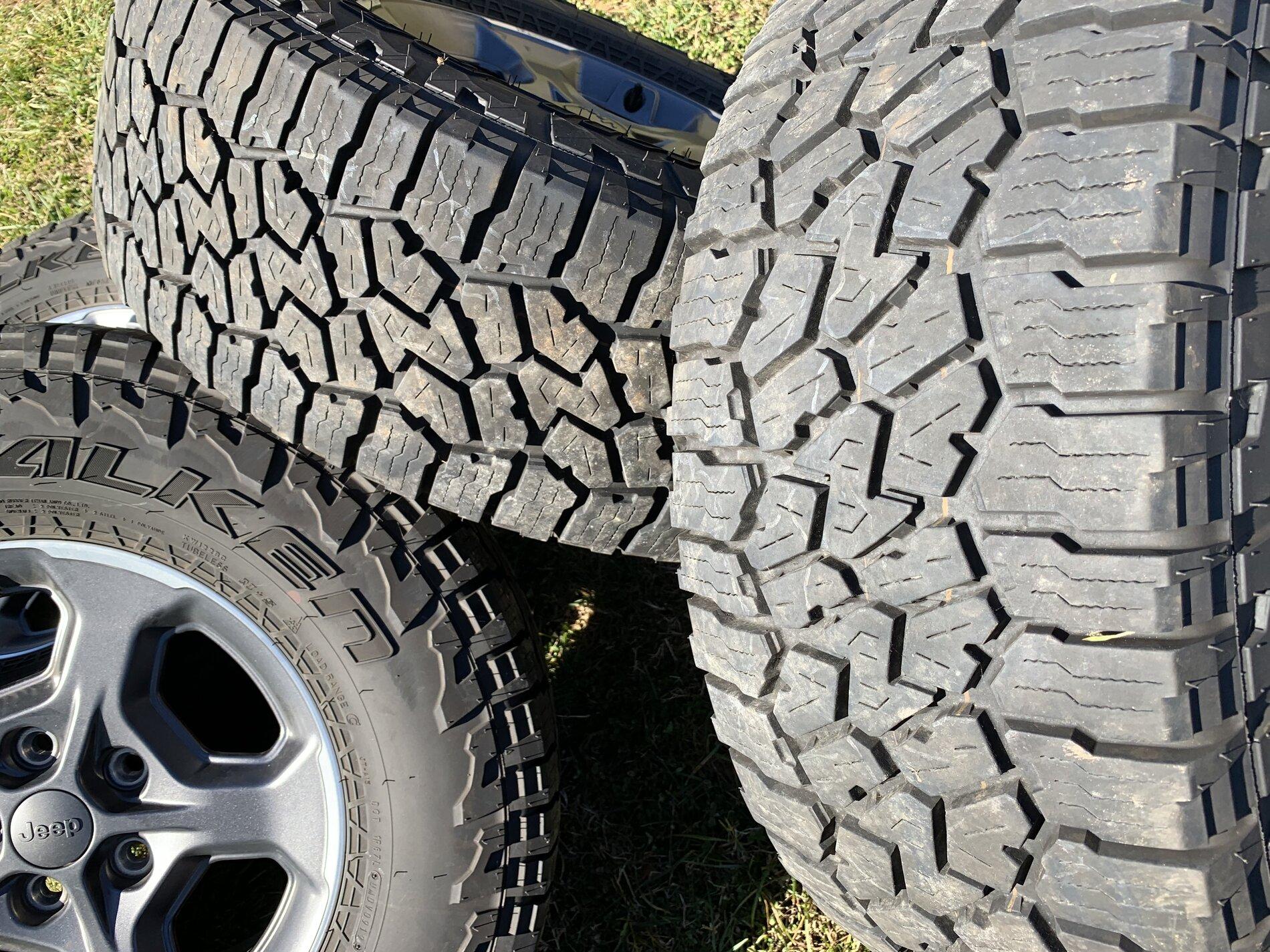 Jeep Gladiator SOLD: 2020 Rubicon wheels and tires. C117506F-2052-4916-8693-81425AA458D6