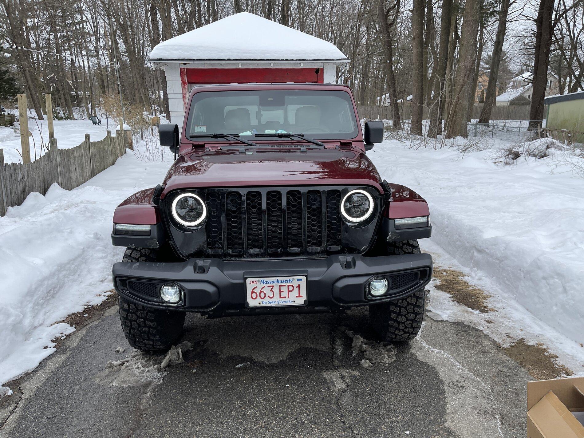 Jeep Gladiator Mopar LED upgrade on a 2021? IMG_0090.JPG