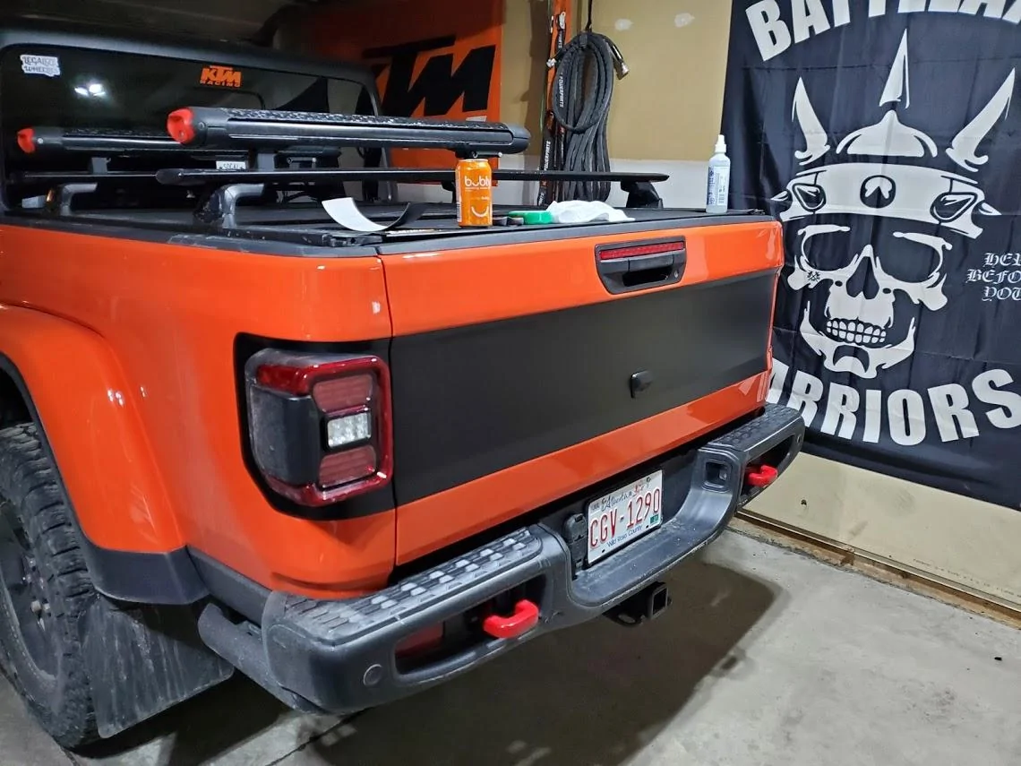 Jeep Gladiator Tailgate Camera Blackout Color Match? 20210130_212448