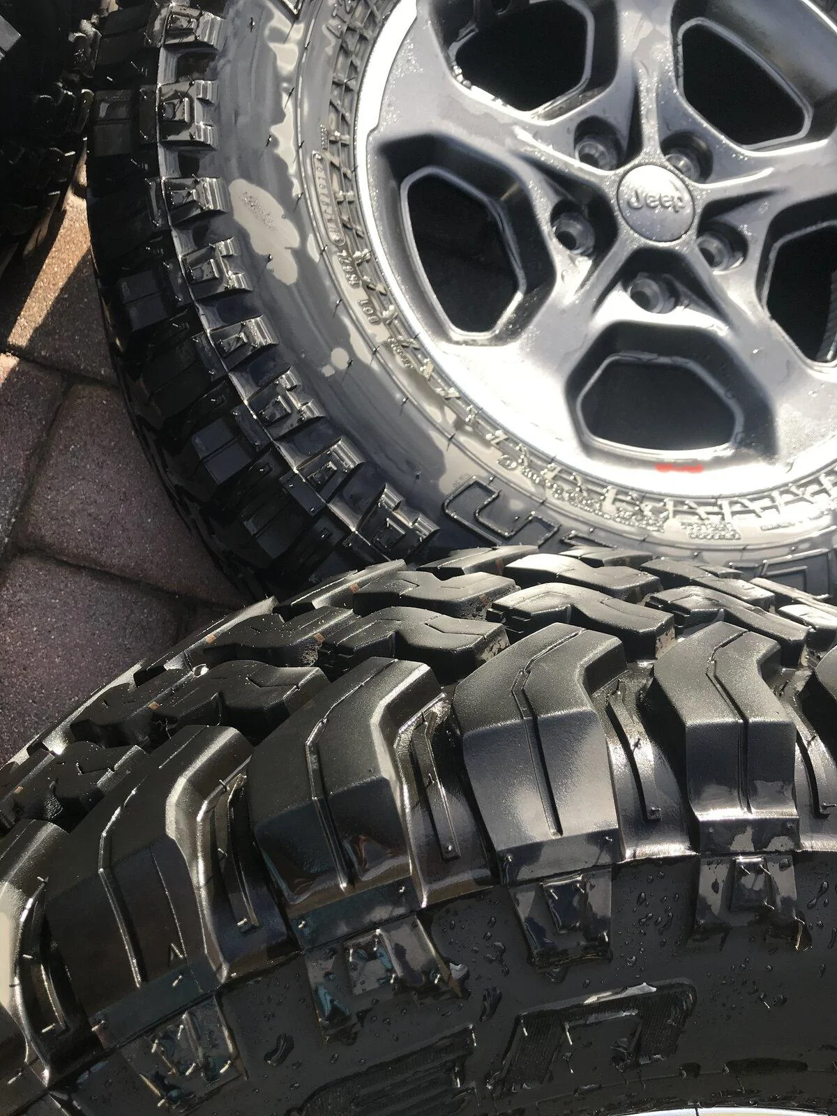 Jeep Gladiator Gladiator Rubicon 17" Wheels/Tires/TPMS IMG_0310[1]