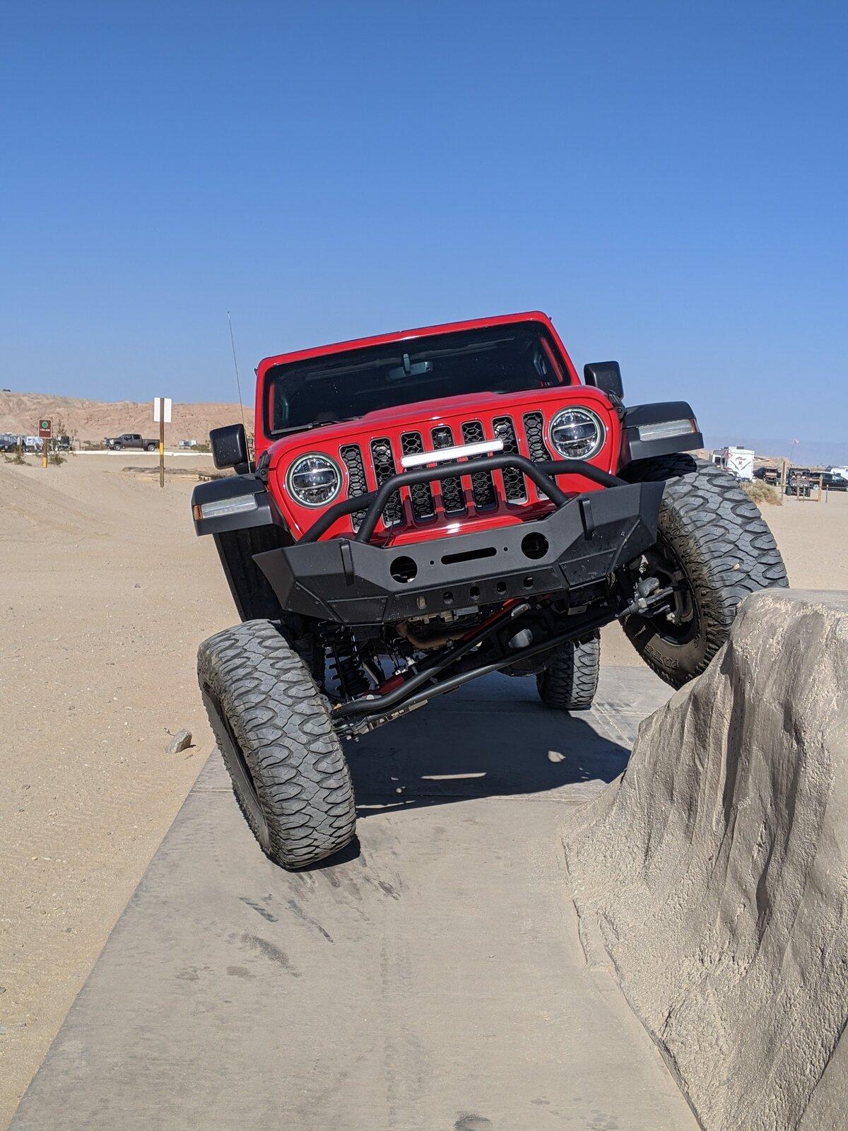 Jeep Gladiator EVO 4.5" / 38" desert trail Gladiator build PXL_20210220_223106752